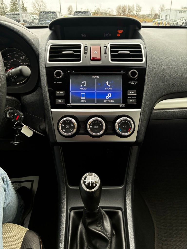 Used 2017 Subaru Crosstrek 2.0i Premium image 26