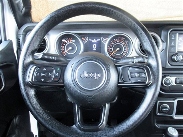 Used 2018 Jeep Wrangler Unlimited Sport image 18