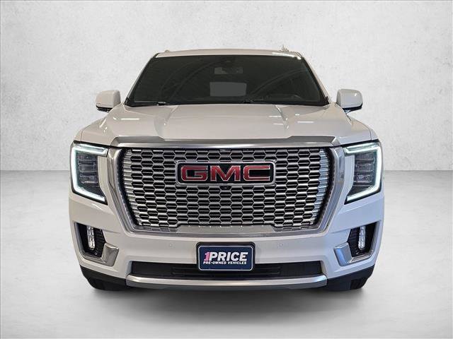 Used 2021 GMC Yukon XL Denali AWD/4WD image 2