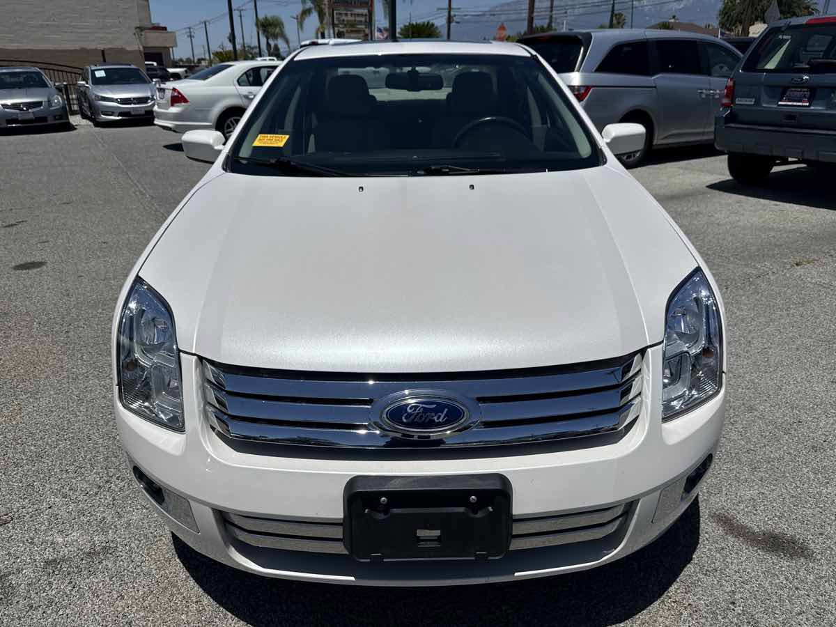 Used 2009 Ford Fusion SEL FWD image 2