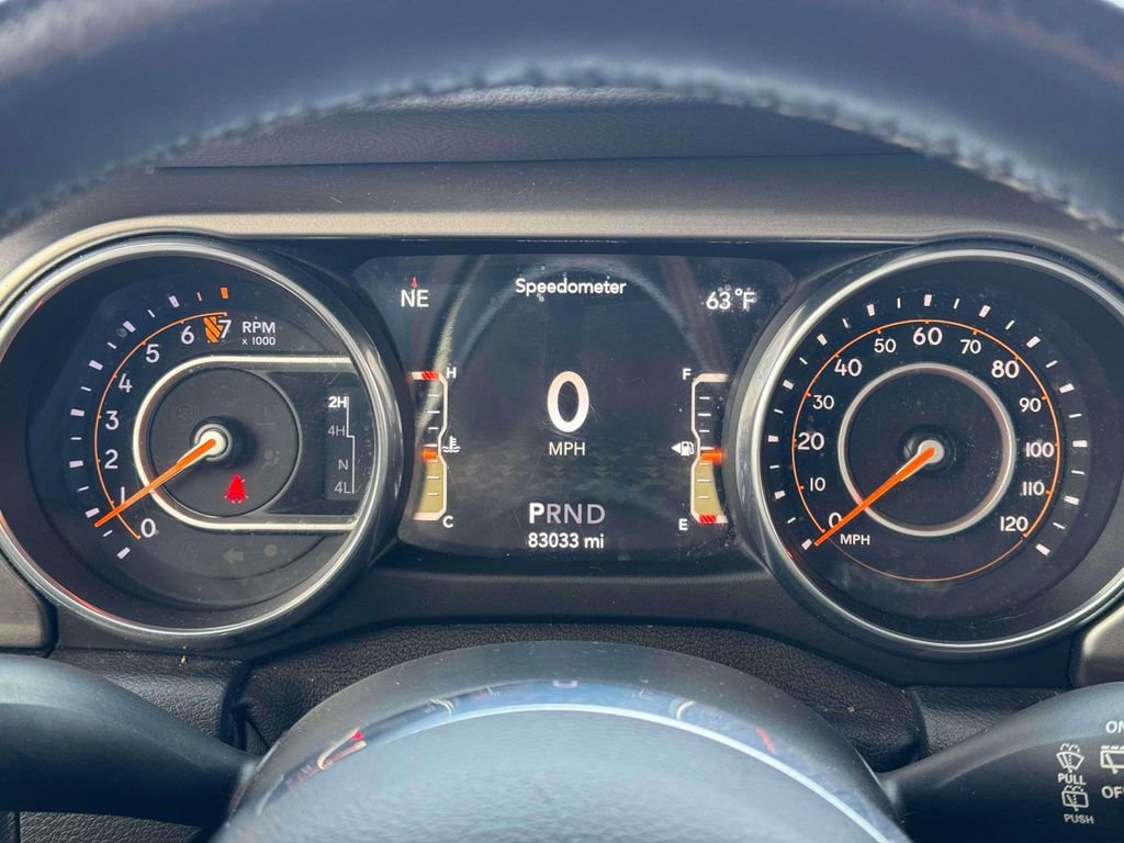 Used 2018 Jeep Wrangler Unlimited Sahara image 27