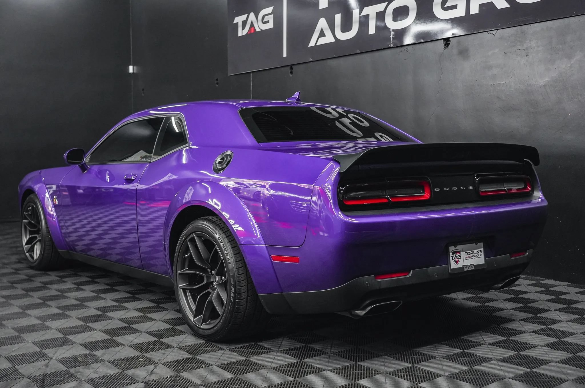 Used 2019 Dodge Challenger R/T Scat Pack RWD image 34