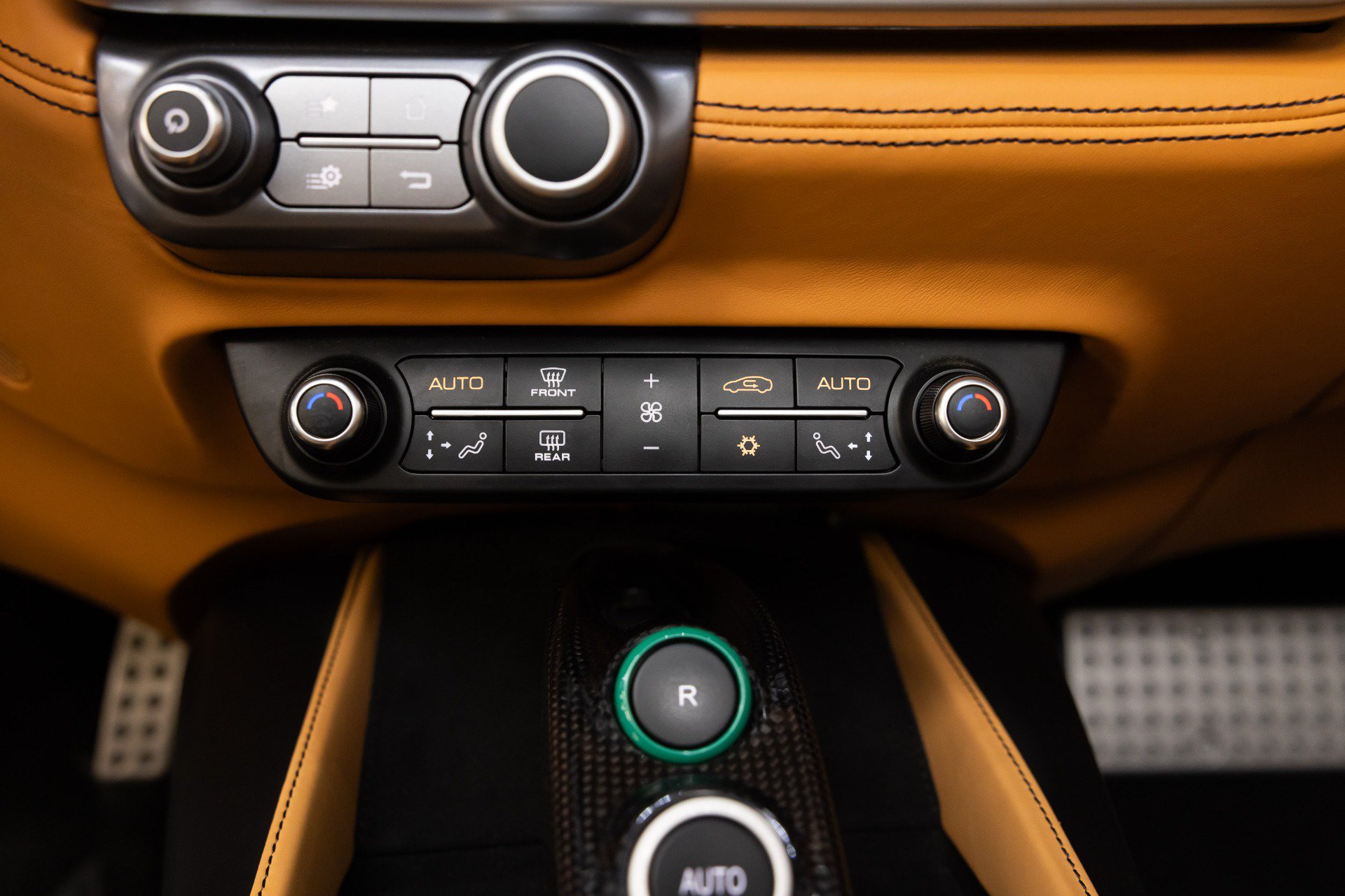 Used 2019 Ferrari Portofino RWD image 93
