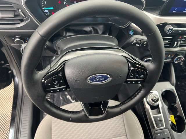 Used 2022 Ford Escape SE w/ Cold Weather Package AWD/4WD image 20