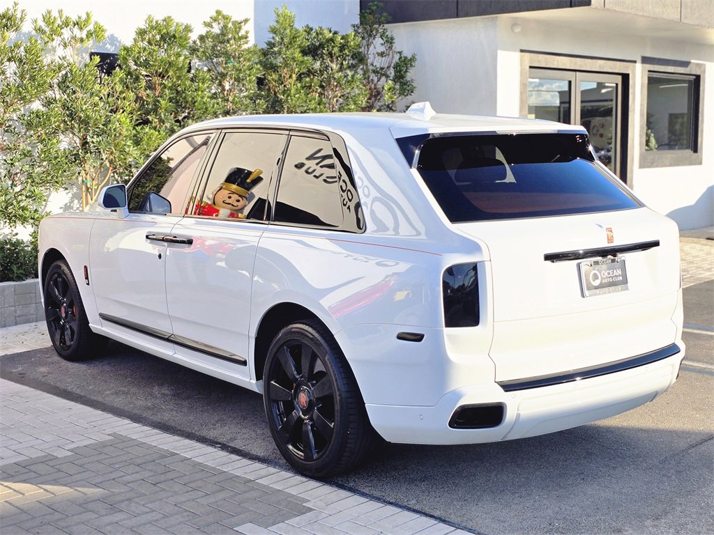 Used 2022 Rolls-Royce Cullinan image 4