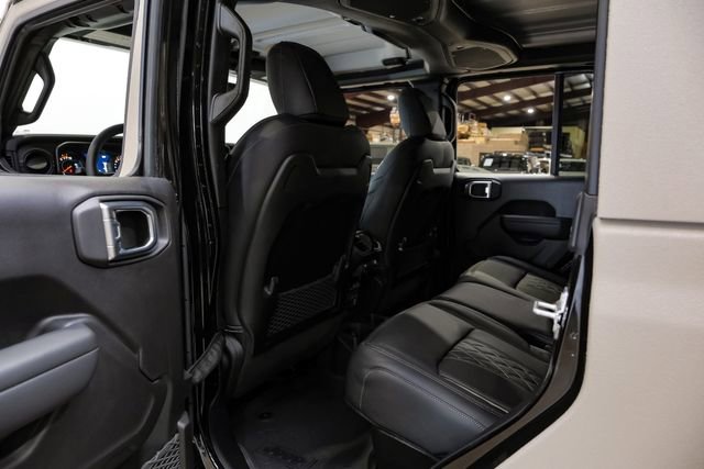 Used 2025 Jeep Gladiator Rubicon w/ Safety Group AWD/4WD image 79