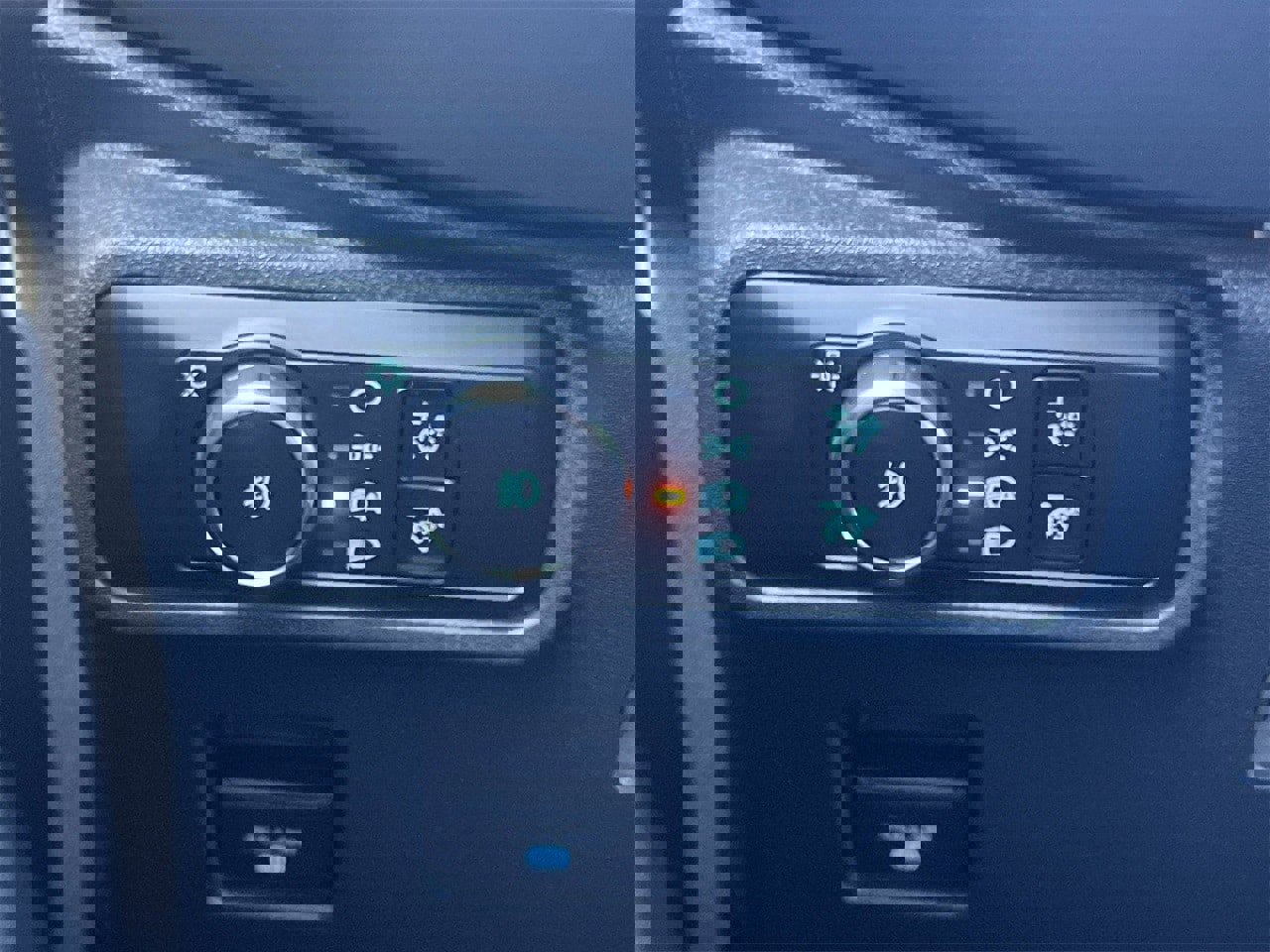 New 2025 Ford Bronco Big Bend w/ Black Diamond Package AWD/4WD image 19