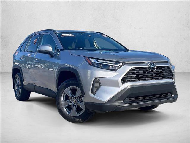 Used 2025 Toyota RAV4 XLE w/ Convenience Package AWD/4WD image 12