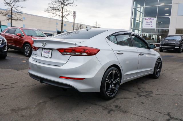 Used 2017 Hyundai Elantra SE image 12