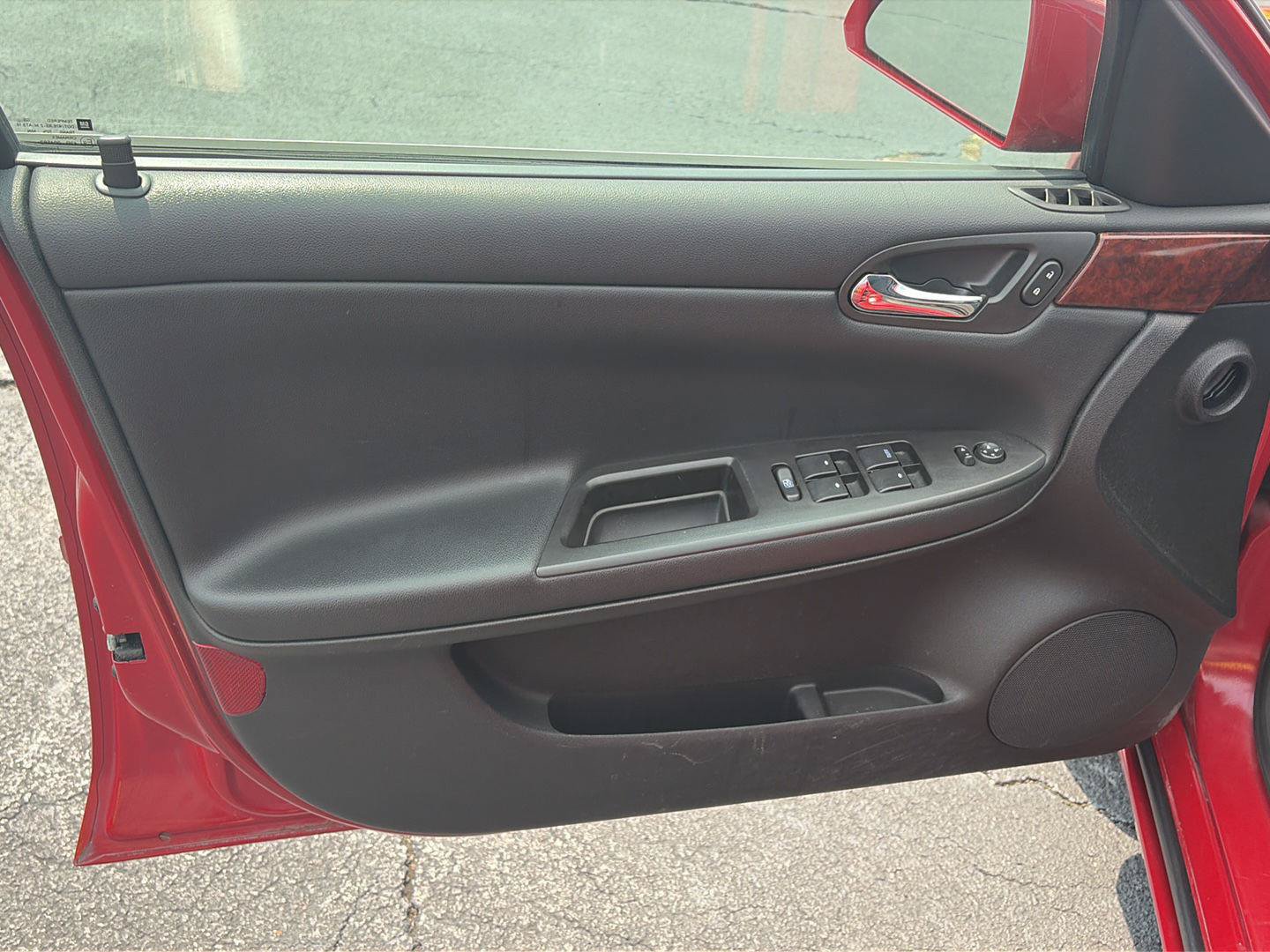 Used 2008 Chevrolet Impala LS FWD image 9