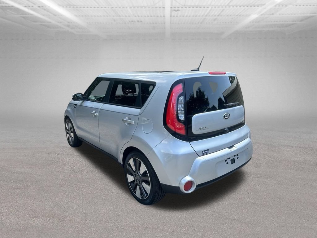 Used 2014 Kia Soul ! w/ Sun & Sound Package FWD image 3