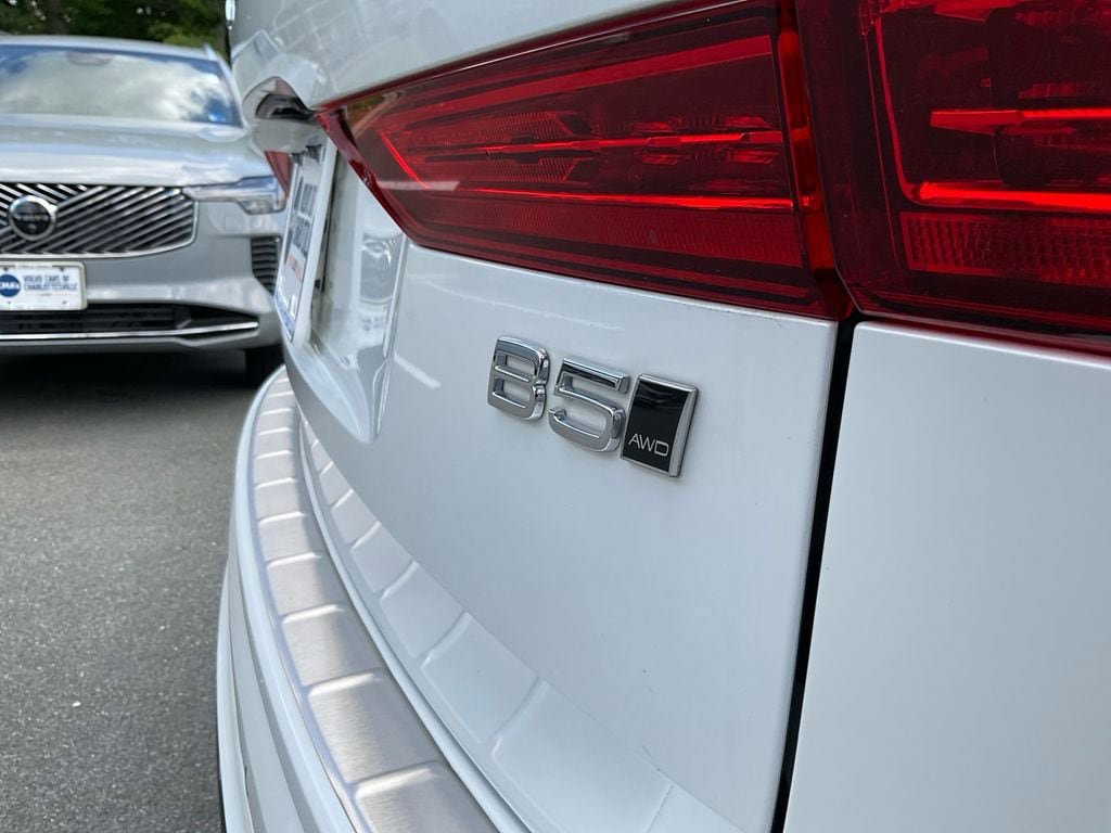Used 2024 Volvo XC60 B5 Plus w/ Protection Package Premier AWD/4WD image 17