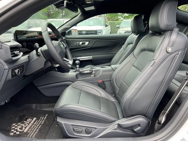 New 2025 Ford Mustang GT Premium w/ GT Performance Package RWD video 4