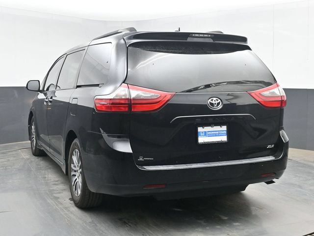 Used 2020 Toyota Sienna XLE FWD image 7