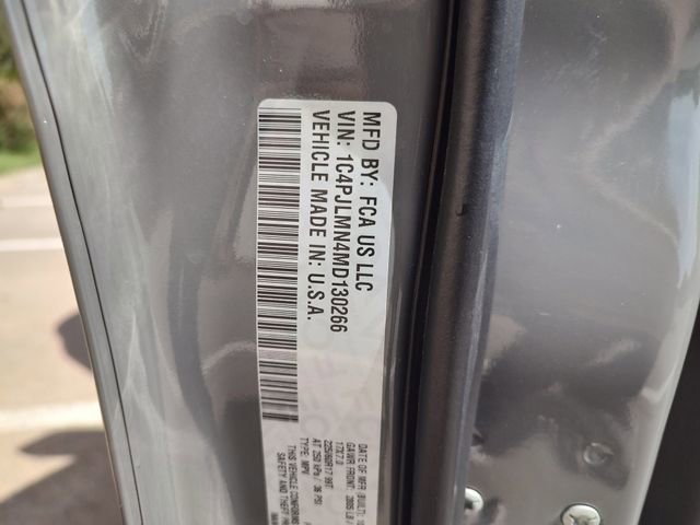 Used 2021 Jeep Cherokee Latitude Lux w/ Comfort/Convenience Group FWD image 33