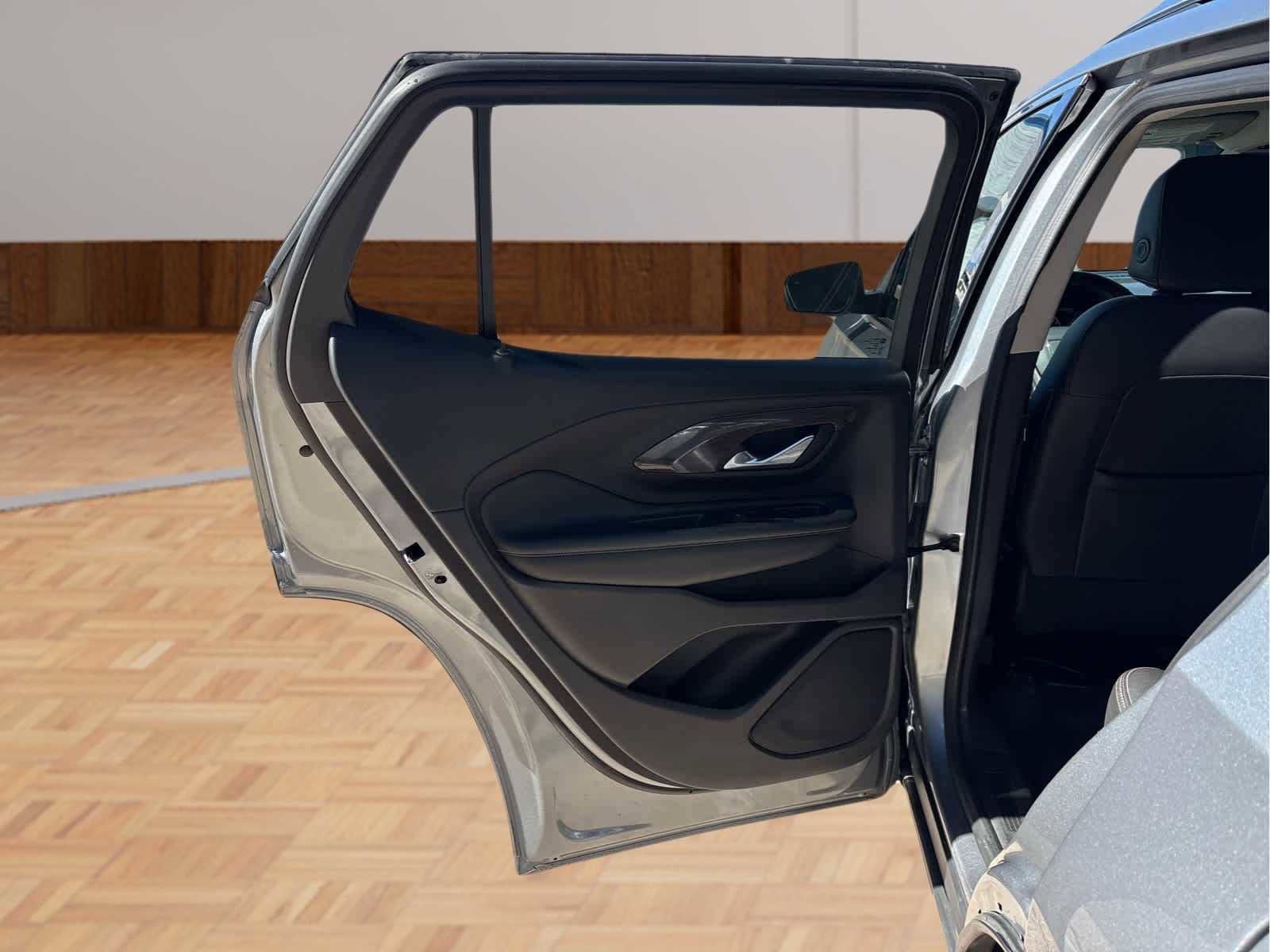 Used 2024 GMC Terrain Denali image 11