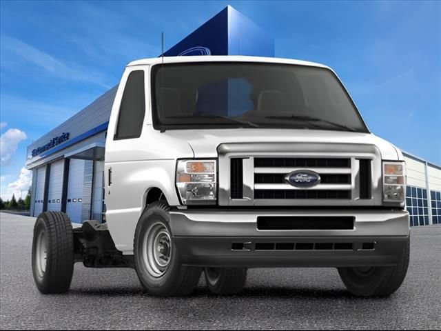 New 2025 Ford E-350 and Econoline 350 Super Duty w/ Power Equipment Group image 27