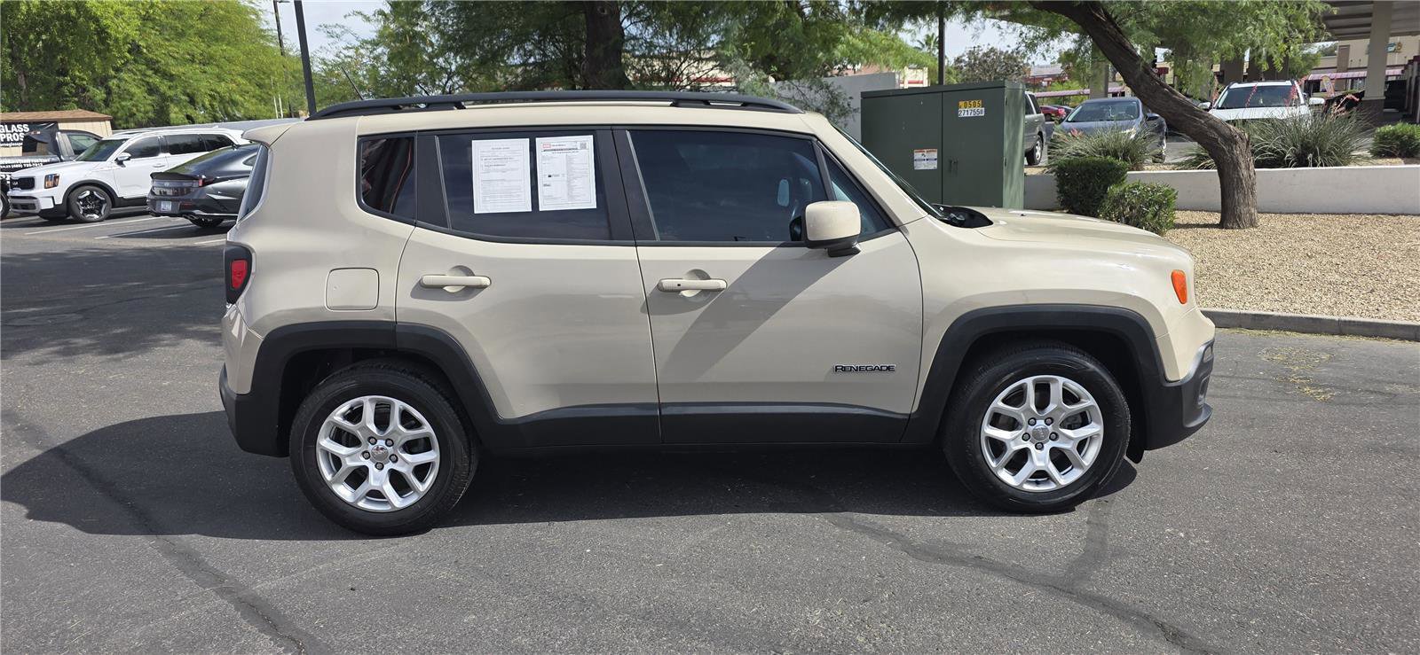 Used 2016 Jeep Renegade Latitude