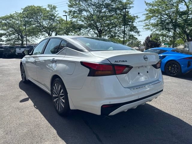 Used 2023 Nissan Altima 2.5 SV FWD image 4