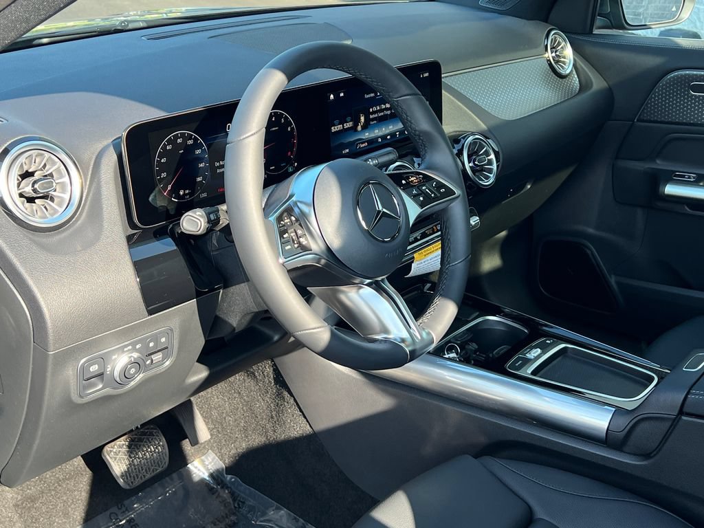 New 2026 Mercedes-Benz GLA 250 4MATIC image 16
