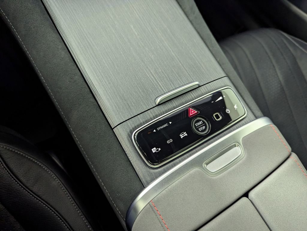 Used 2022 Mercedes-Benz EQS 580 4MATIC Sedan image 9