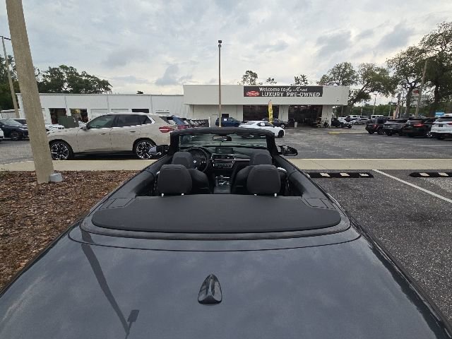Used 2018 BMW M4 Convertible RWD image 13
