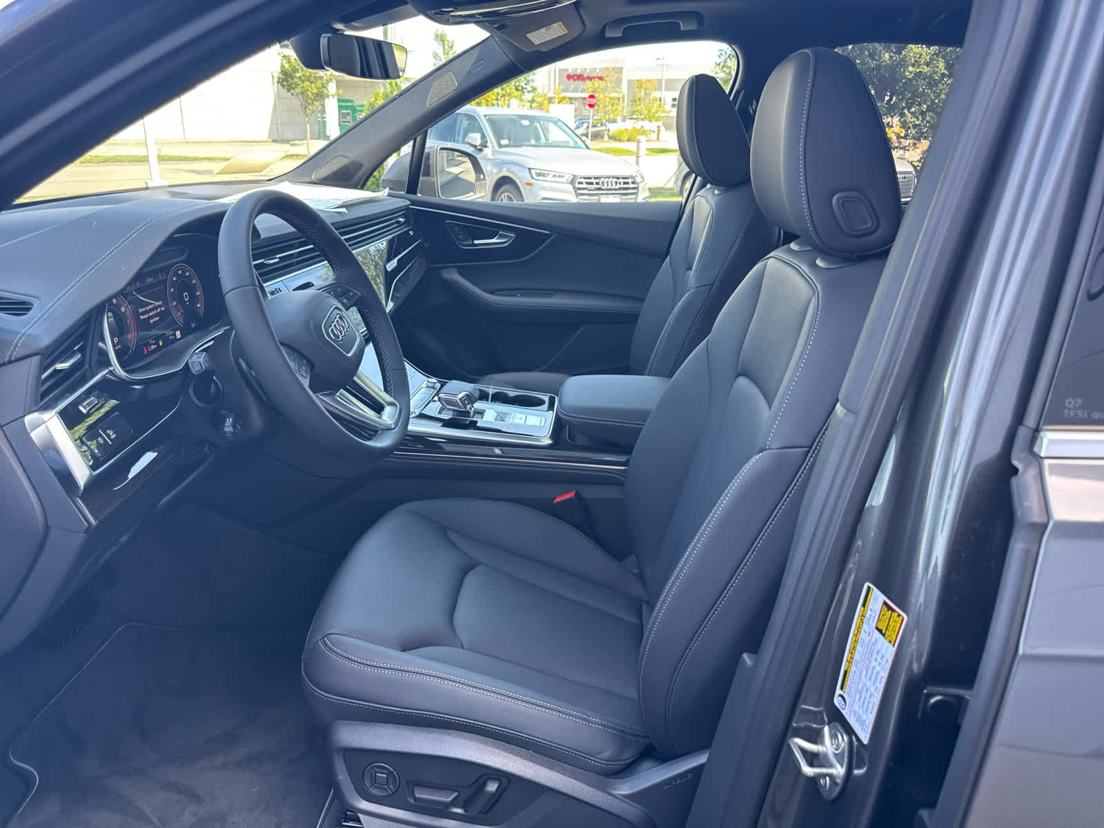 New 2025 Audi Q7 3.0T Premium Plus image 16