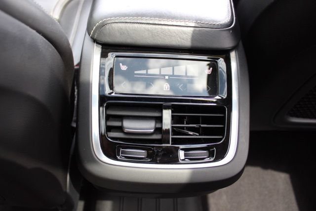 Used 2019 Volvo XC60 T6 Inscription AWD/4WD image 22