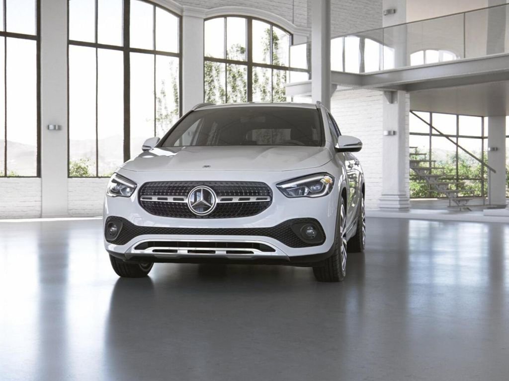 Certified 2022 Mercedes-Benz GLA 250 4MATIC image 43