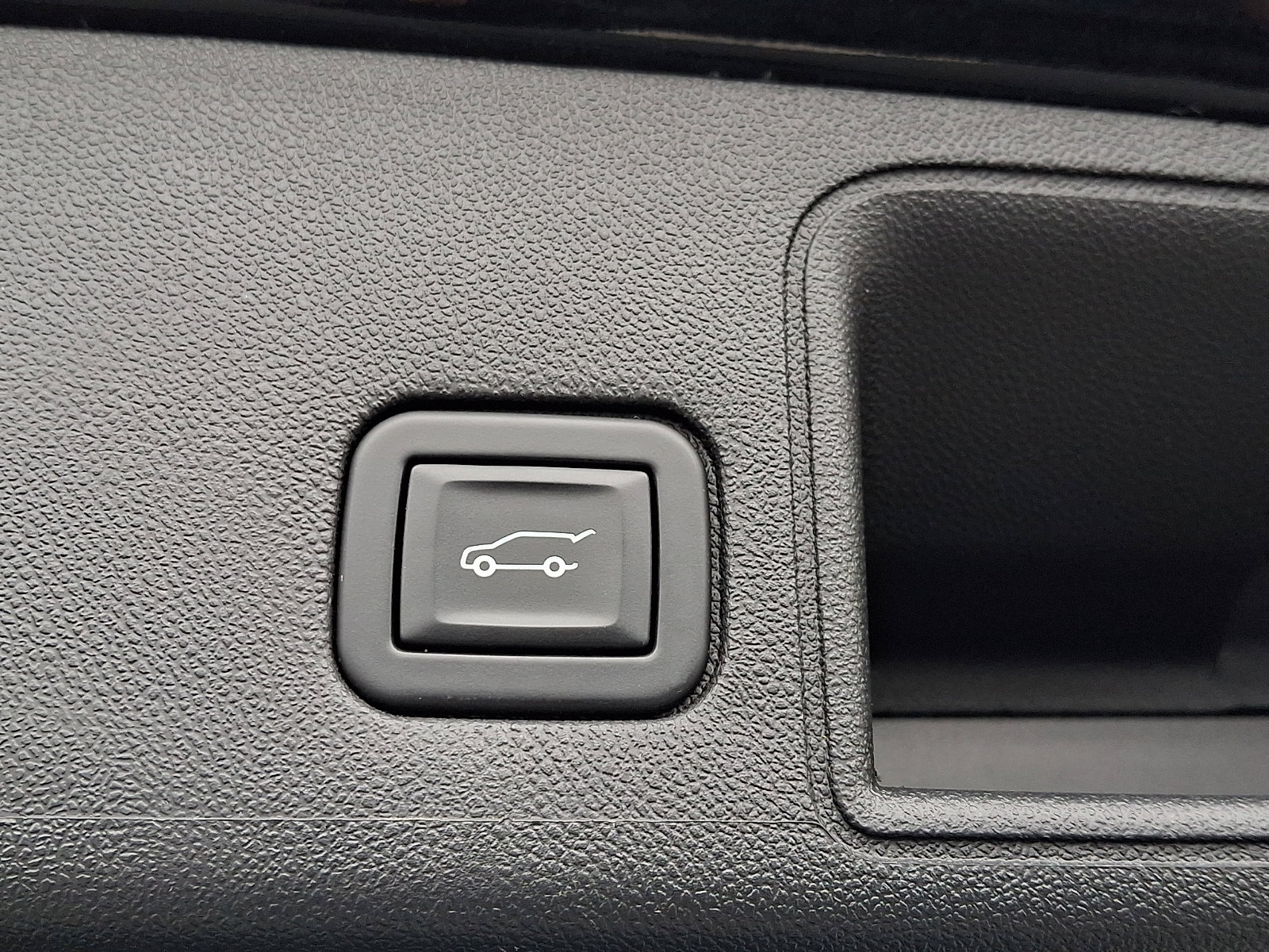 Certified 2023 GMC Terrain SLE w/ Driver Convenience Package image 29