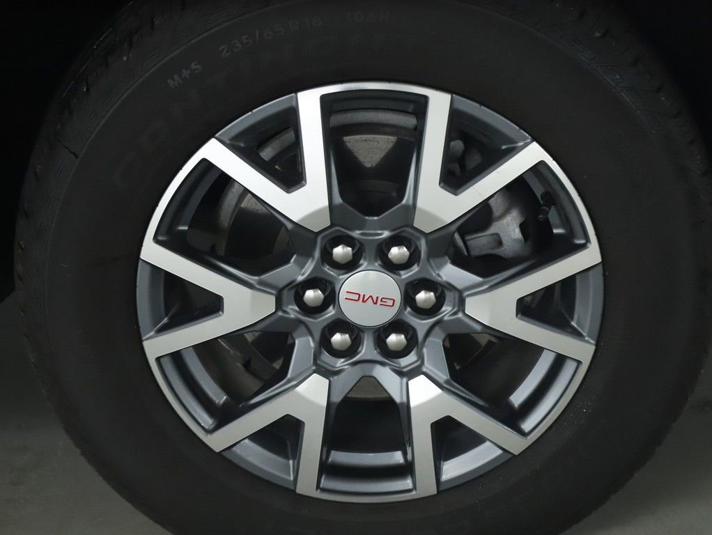 Used 2023 GMC Acadia SLT w/ Preferred Package AWD/4WD image 10