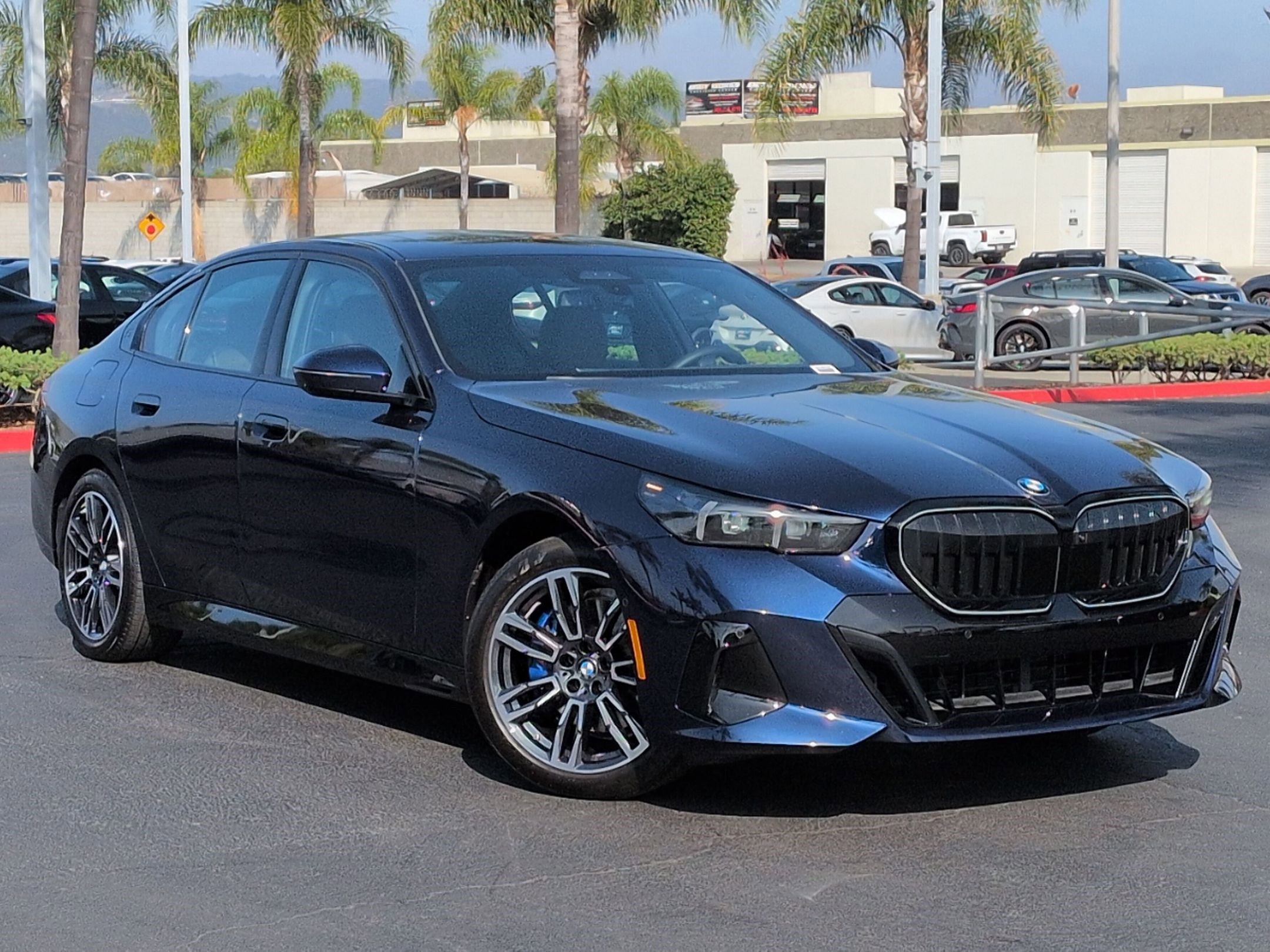 Used 2026 BMW 530i w/ M Sport Package RWD image 2