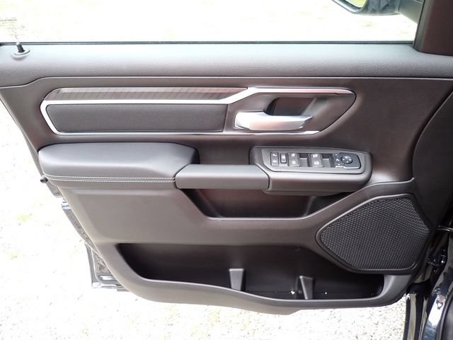 New 2027 RAM 1500 4x4 Crew Cab image 16