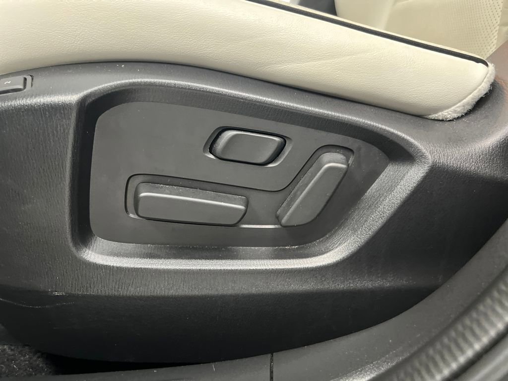 Used 2025 MAZDA CX-5 AWD 2.5 S w/ Preferred Package image 11