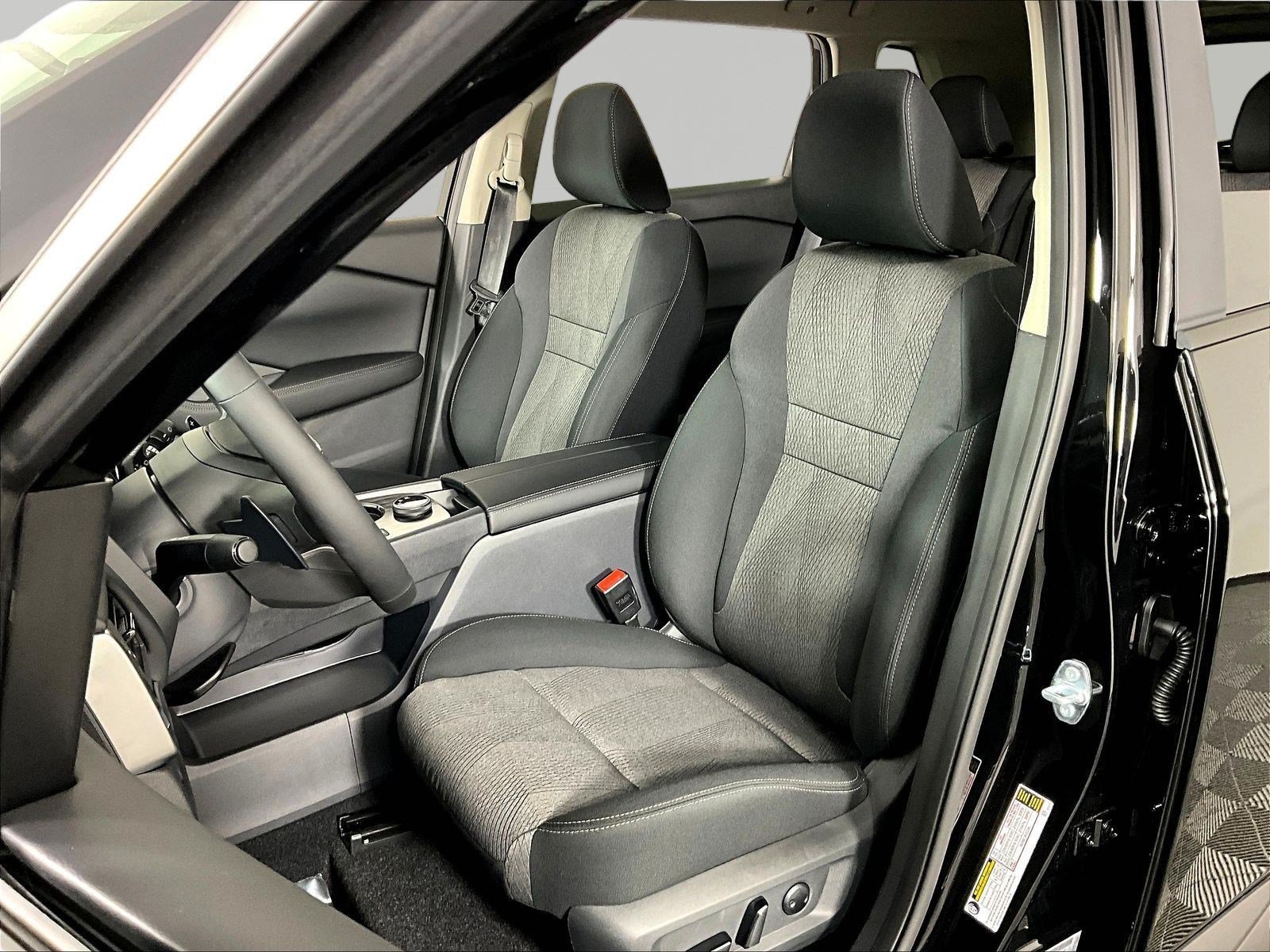 New 2026 Nissan Rogue SV w/ Cold Weather Package AWD/4WD image 16
