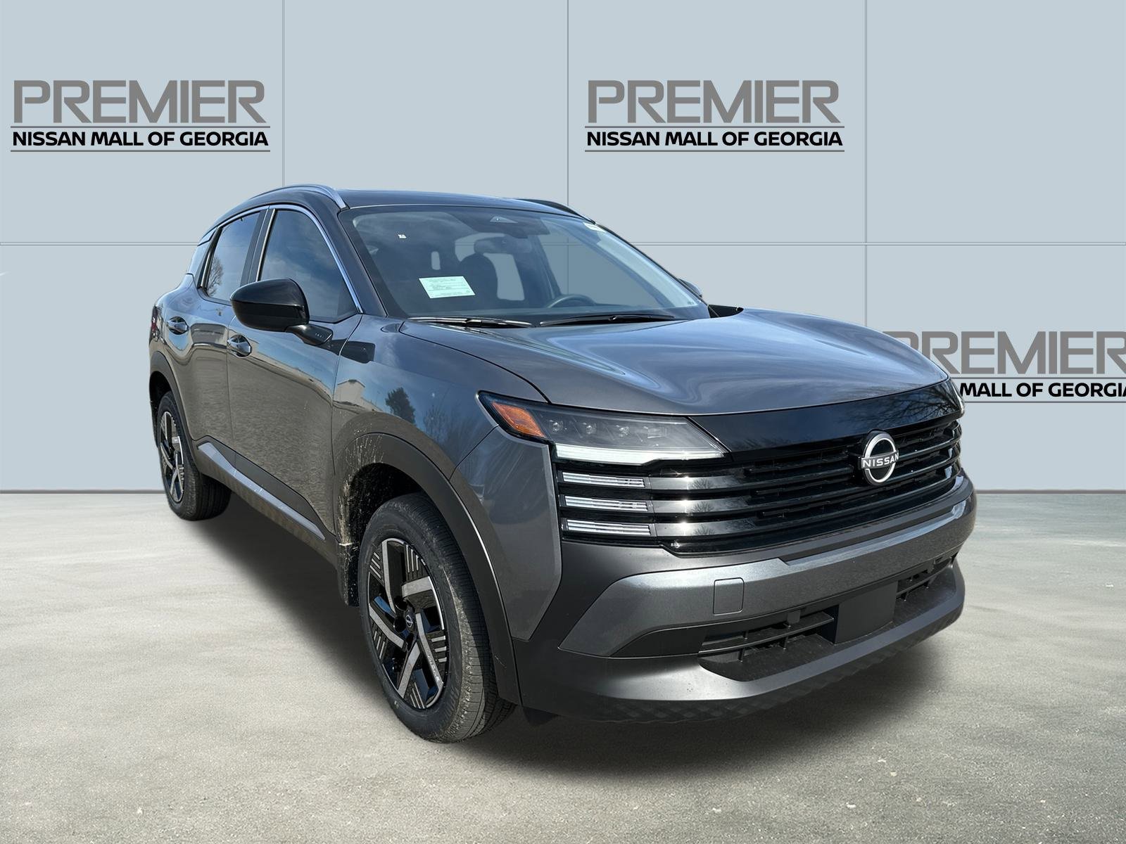 New 2026 Nissan Kicks SV w/ SV Premium Package image 3