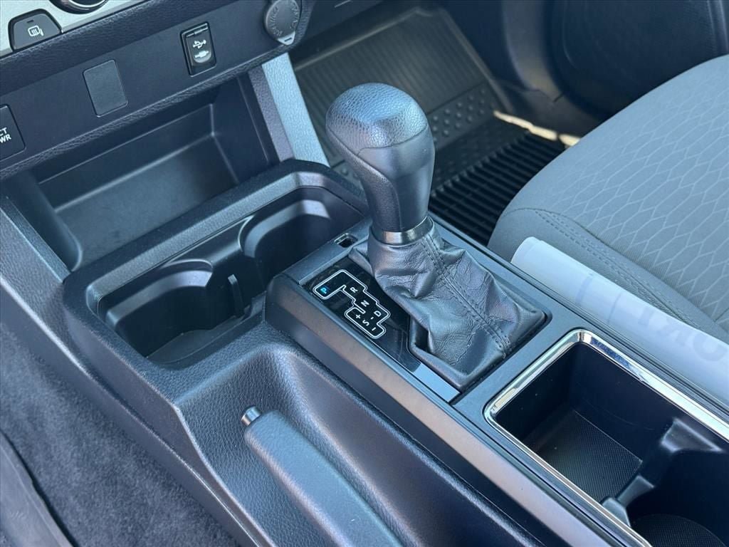 Used 2018 Toyota Tacoma SR w/ SR Convenience Package AWD/4WD image 22