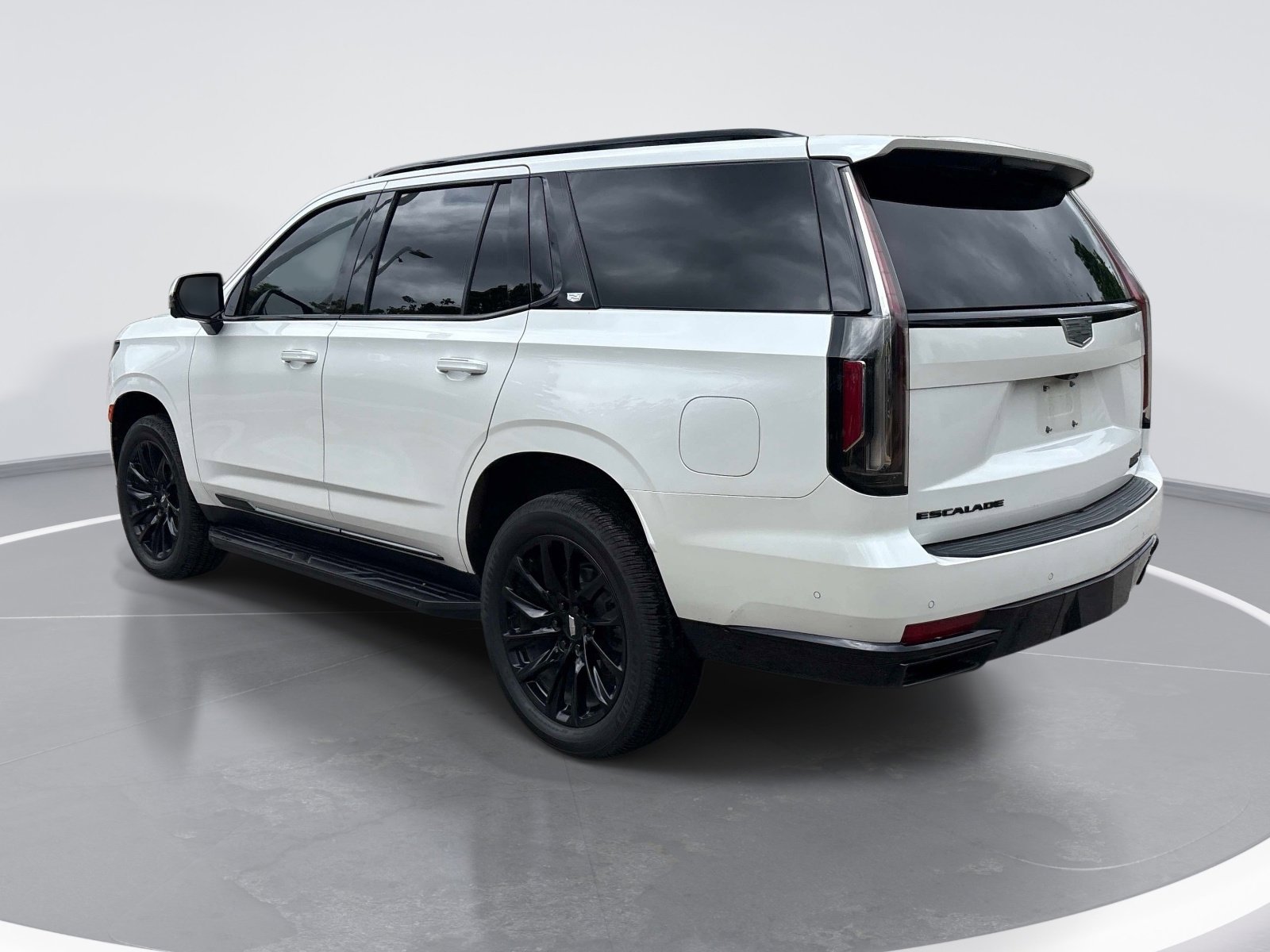 Used 2022 Cadillac Escalade Sport w/ Touring Package AWD/4WD image 6