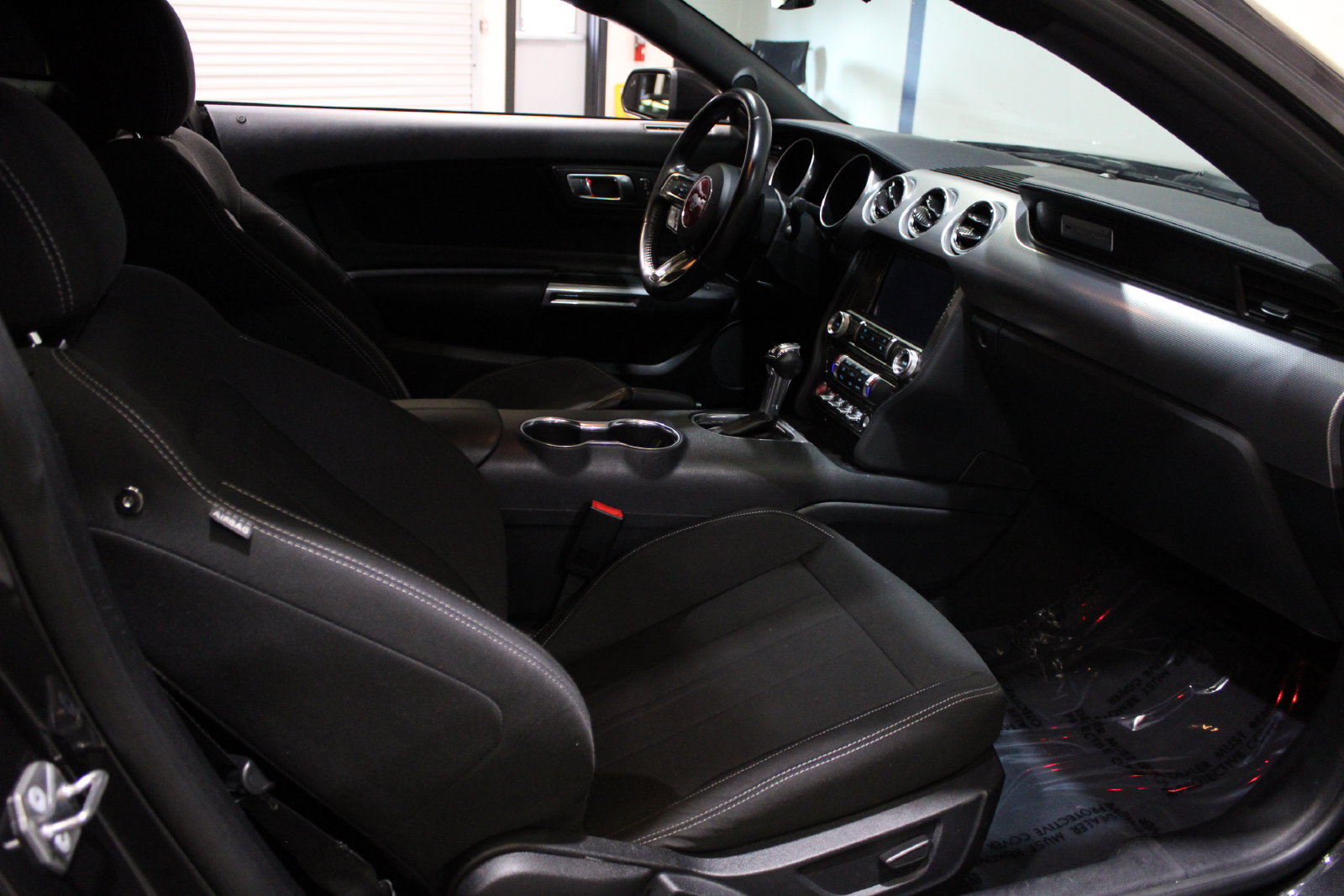 Used 2022 Ford Mustang GT w/ Equipment Group 301A RWD image 15