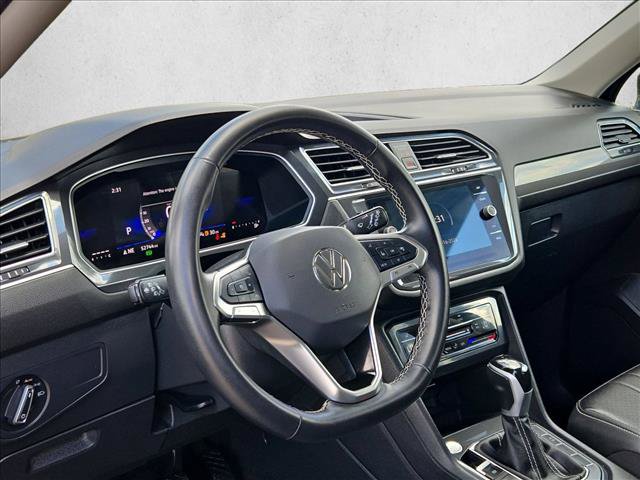 Used 2024 Volkswagen Tiguan SE FWD image 10