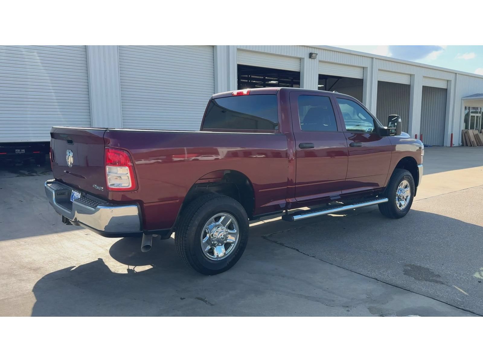Used 2024 RAM 2500 Tradesman w/ Chrome Appearance Group AWD/4WD image 8