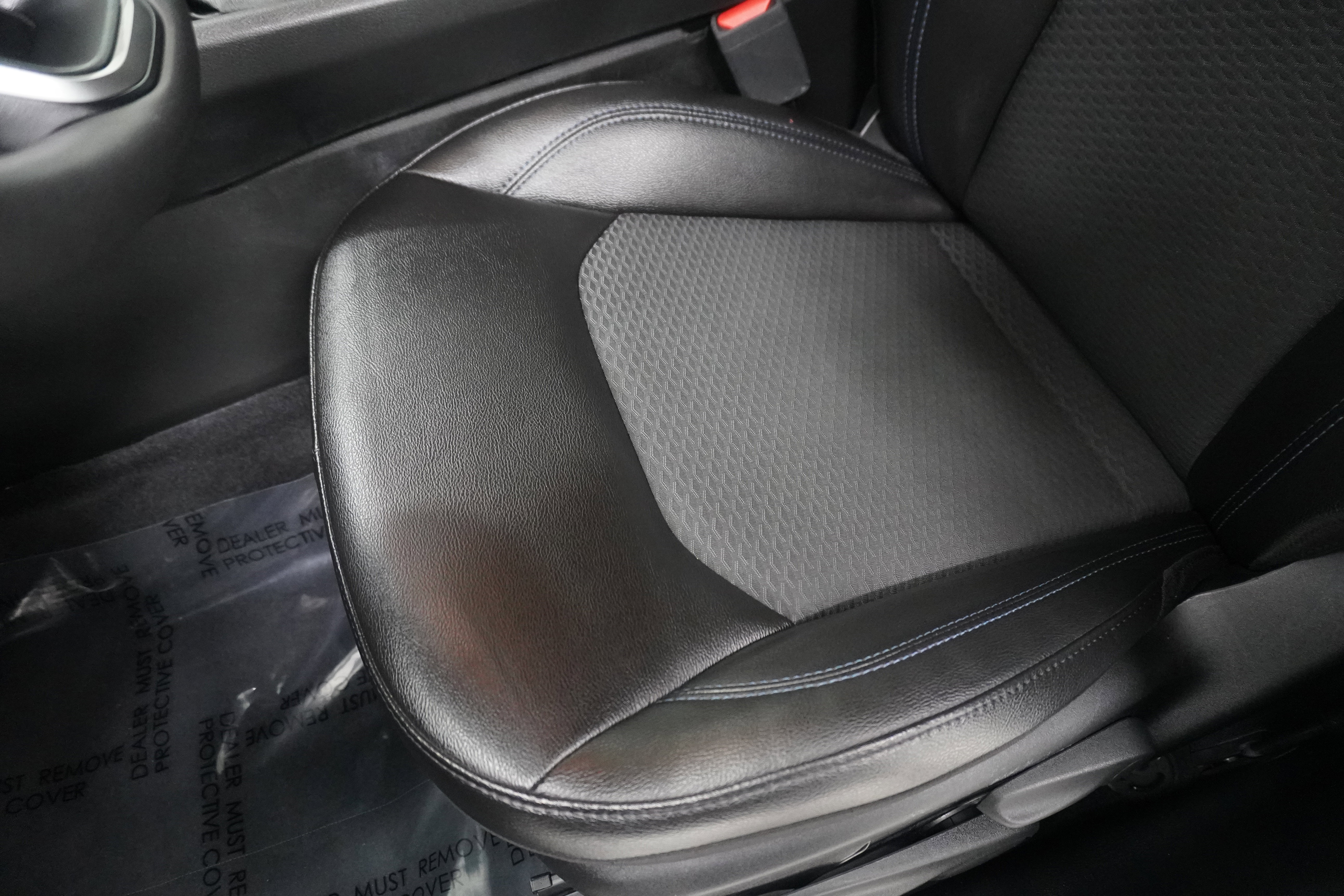 Used 2025 Jeep Compass Latitude image 11