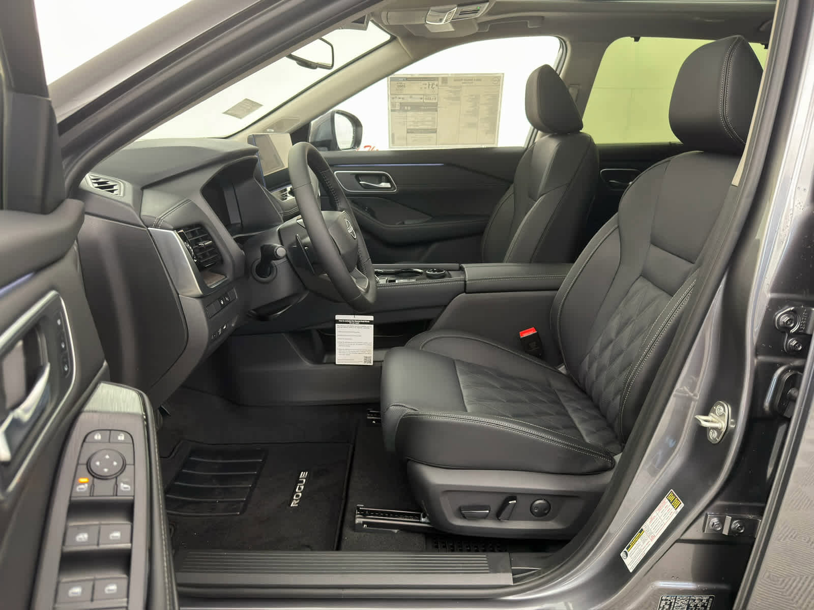 New 2026 Nissan Rogue Platinum w/ Platinum Premium Package image 14