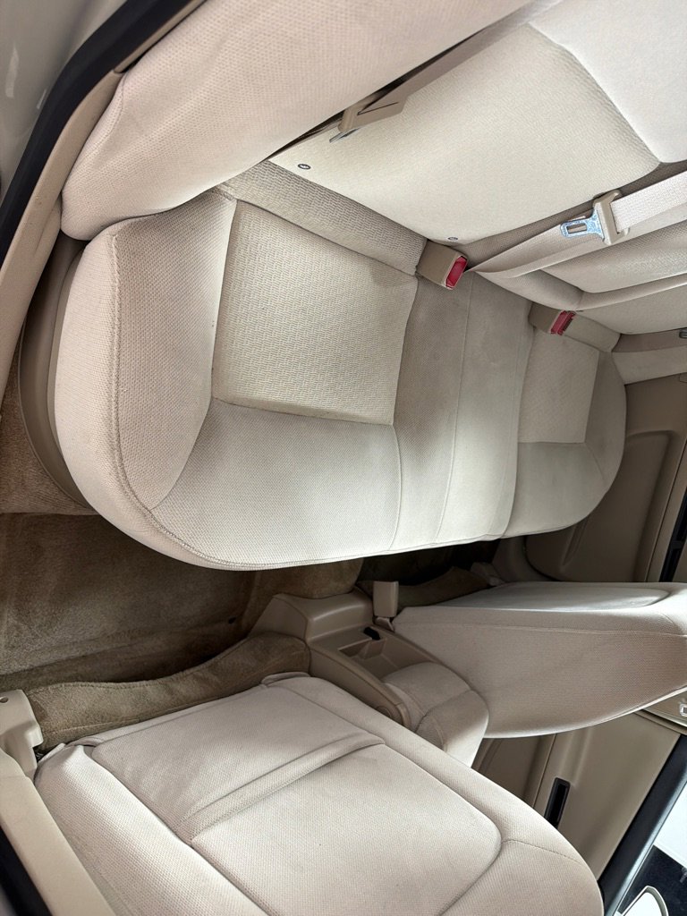 Used 2010 Chevrolet Impala LT FWD image 18