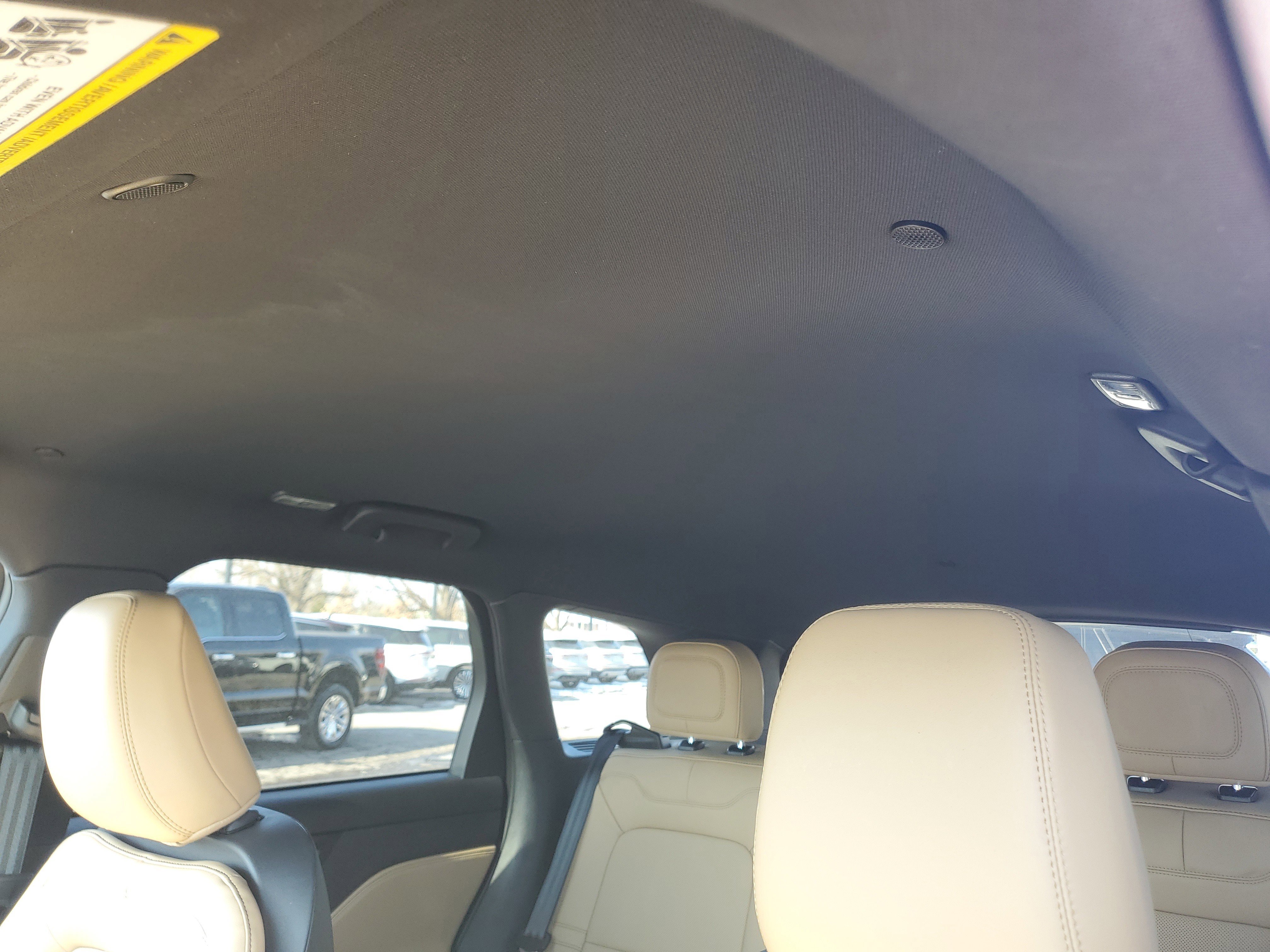 Certified 2023 Lincoln Corsair Reserve w/ Equipment Group 201A image 11