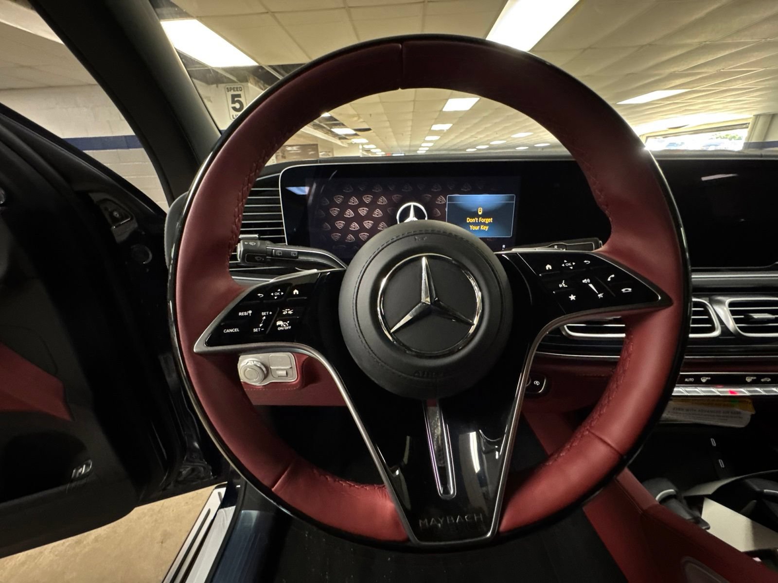 New 2026 Mercedes-Benz Maybach GLS 600 4MATIC image 25