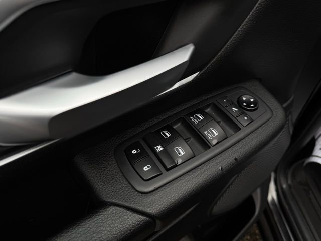 Used 2019 RAM 1500 Big Horn image 12