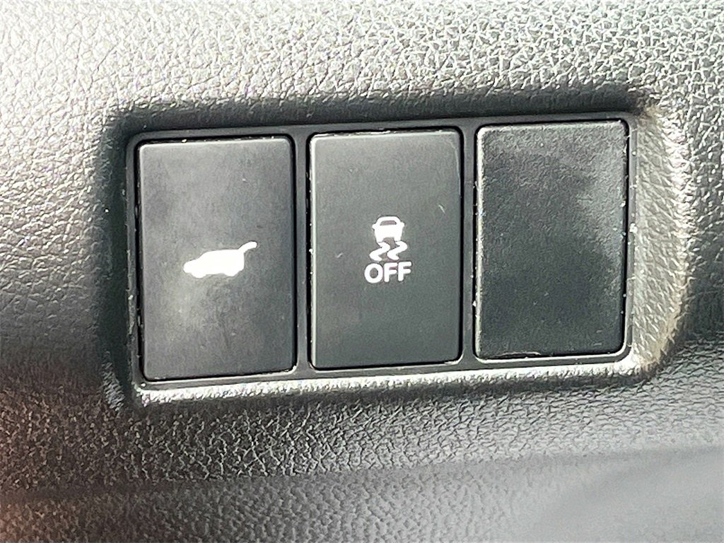 Used 2023 Honda Pilot Touring image 10