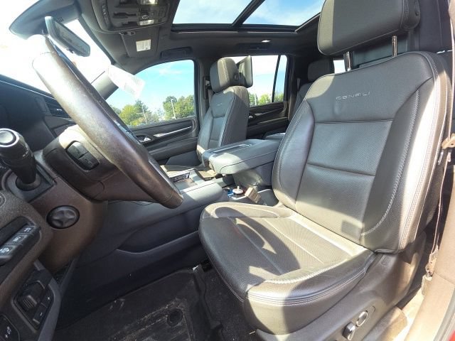 Used 2021 GMC Yukon XL Denali w/ Denali Ultimate Package AWD/4WD image 28