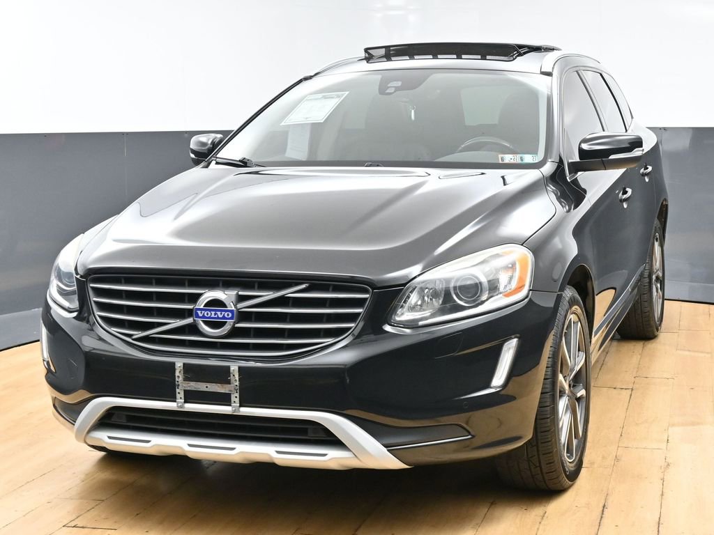 Used 2017 Volvo XC60 T6 Dynamic w/ Preferred Option Package AWD/4WD image 5